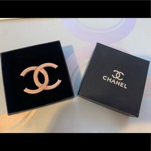 Authentic rose gold Chanel brouche RARE
